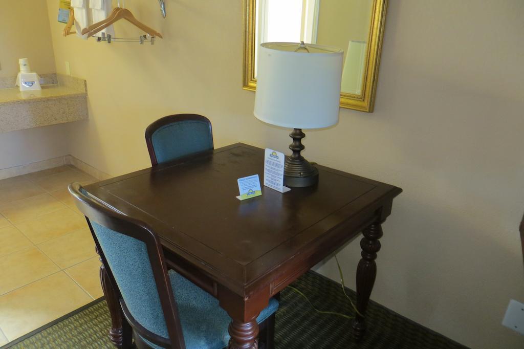 American Inn סטוקטון מראה חיצוני תמונה