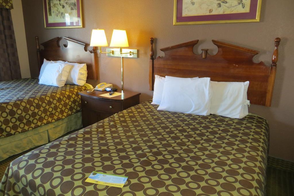 American Inn סטוקטון מראה חיצוני תמונה