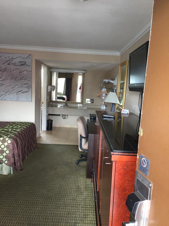 American Inn סטוקטון מראה חיצוני תמונה